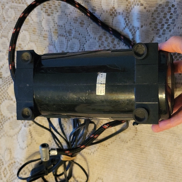 Vintage Automotive Air Pump - Picture 8 of 11